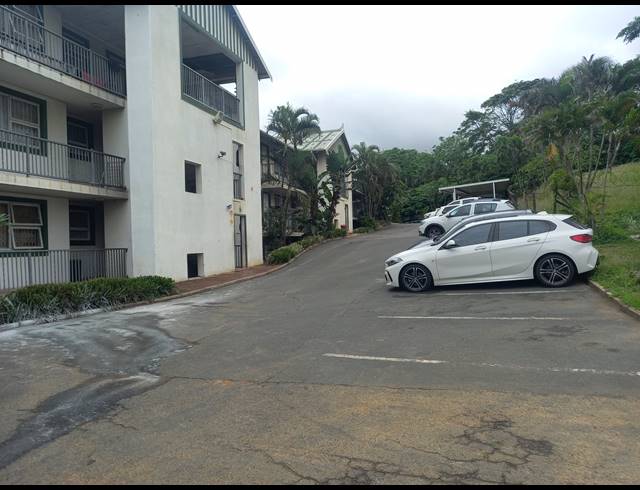 2 BEDROOM APARTMENT TO LET IN BELLAIR